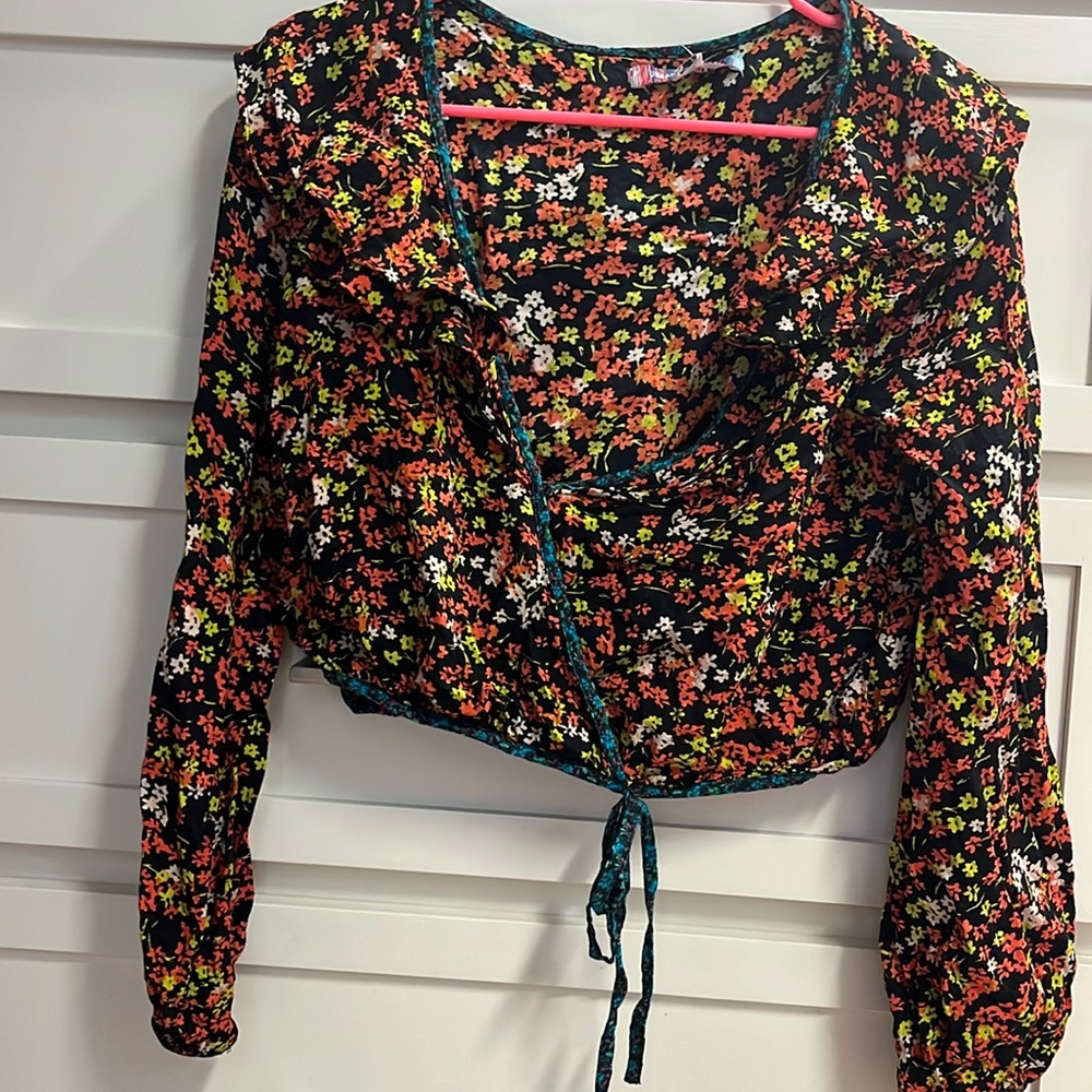 women’s blouse